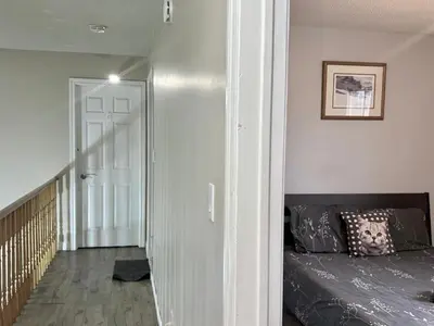 Gallery image of Grove Haven Retreat Budget Rooms for Workers Retirees, and Couples in Central Barrie in Barrie