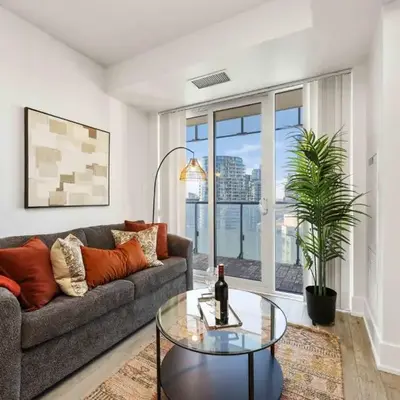 Condo by CN Tower & Rogers Centre