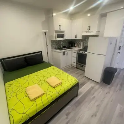 Toronto Downtown Holiday Home-Private Patio