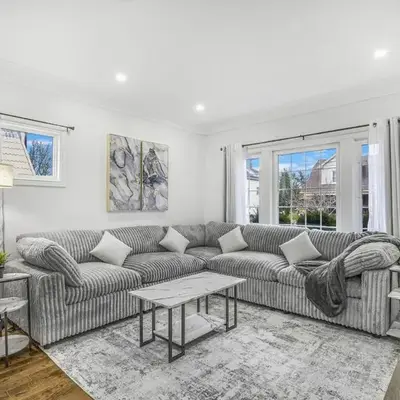 Romeo & Juliet Niagara Retreat - Clifton Hill