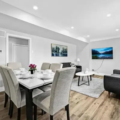 NEW 5 Bedroom House Near The Falls