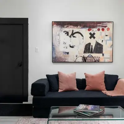 Stylish Roncesvalles Flat