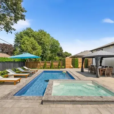 5 Bedroom Luxury Spa Escape with Pool & Jacuzzi