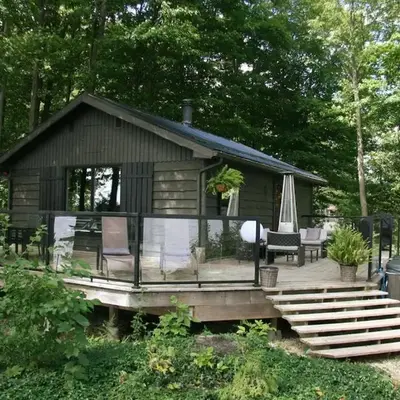 Lake Eugenia Escape - Cozy Lakefront with Hot Tub