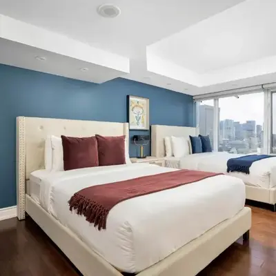 Centrally located 2 Bd 2 Bth + Parking