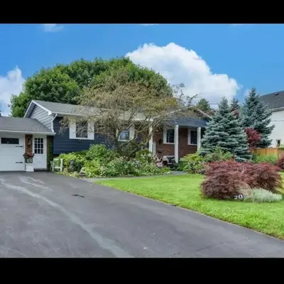 Grimsby Lake Front Home