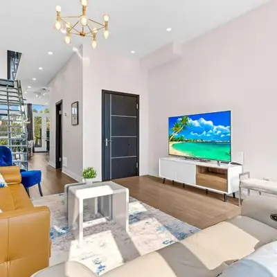 Winter Deal! Modern 4BR w/Parking