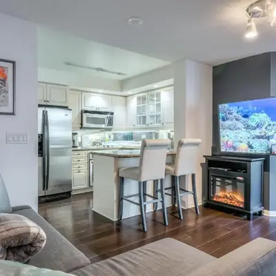 Downtown 1BR Condo w/ Balcony & Gym Access
