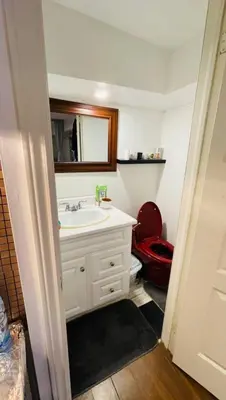 Gallery image of Cozy Private in Richmond Hill