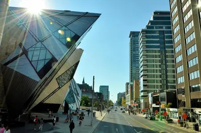 a view of a city street with a building at Bloor Yonge Cozy 1BR And Den Free Parking in Toronto