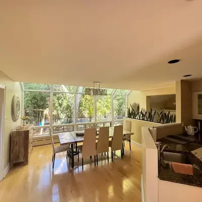 Spacious 4-Bedrooms Friendly House Toronto-Parking