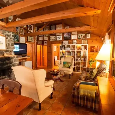 Dudley House Lakeside Retreat with Access to Private Beach