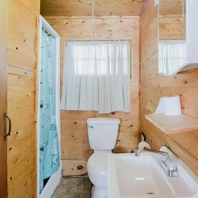 Charming Lakeview Family Resort in Katchwanooka with Private BBQ and firepit