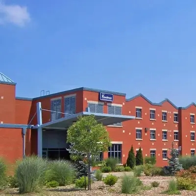 Residence & Conference Centre - Welland