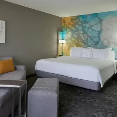Courtyard by Marriott Toronto Airport