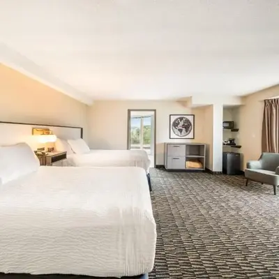 Ramada Plaza by Wyndham Niagara Falls