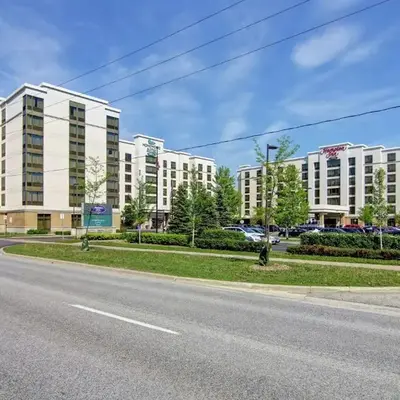 Homewood Suites by Hilton Toronto Airport Corporate Centre