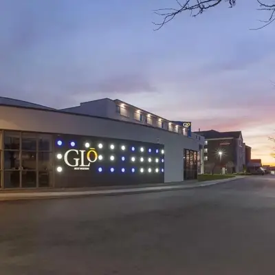 GLō Best Western Mississauga Corporate Centre