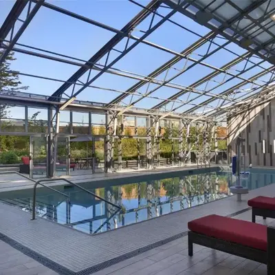 Hilton Toronto Airport Hotel & Suites