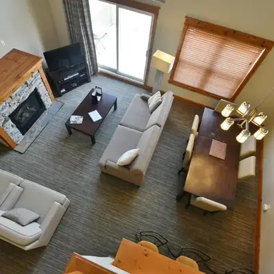 The Blue Escape Blue Mountain Chalet