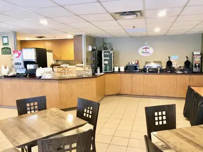 Gallery image of Super 8 by Wyndham Midland in Midland