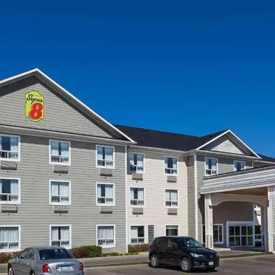 Super 8 by Wyndham Midland