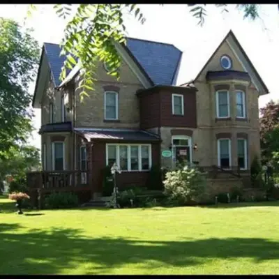 Pemberley House Bed and Breakfast