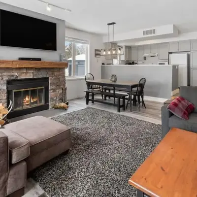 Condo With Blue Mtn Village In Your Backyard