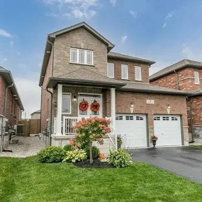 Cozy 3 bedroom home perfect for small gatherings
