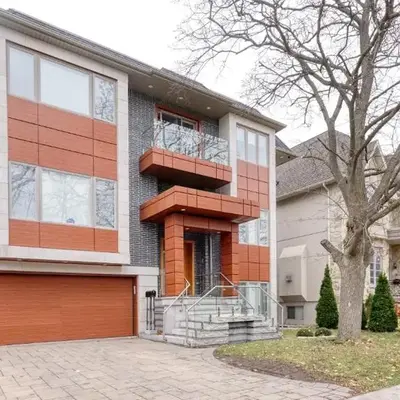 Modern House in Toronto