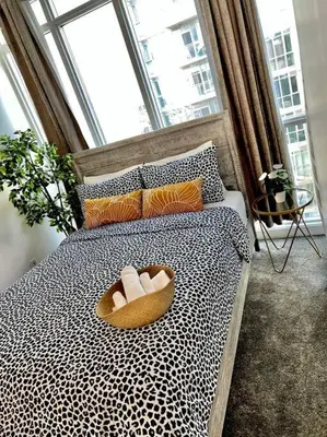 Gallery image of Stunning condo wit amazing view 5mins from cntower in Toronto