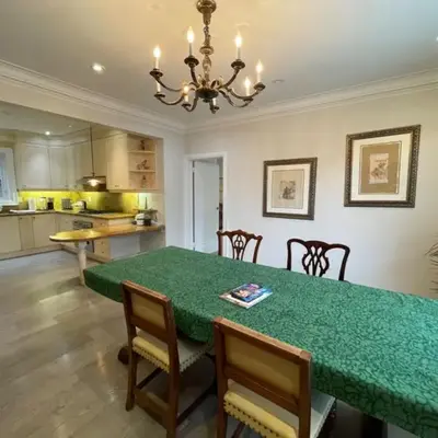 Private Suite in Forest Hill with full kitchen and parking