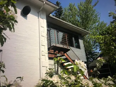 a building with a barred window on the side of it at Lady Hamilton in Stratford